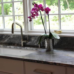 stone design with flowers