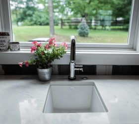 home sink and faucet